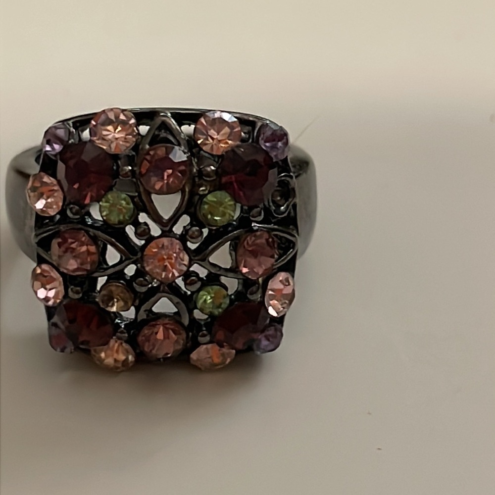 Square crystal ring size 7.25